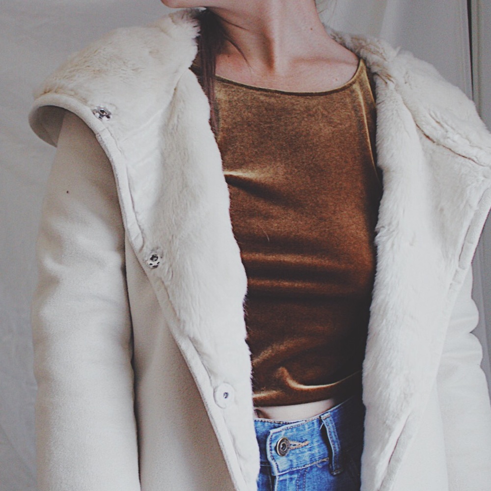 GUESS faux Fur Coat